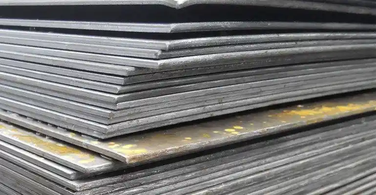 QUEND 700 PLATES